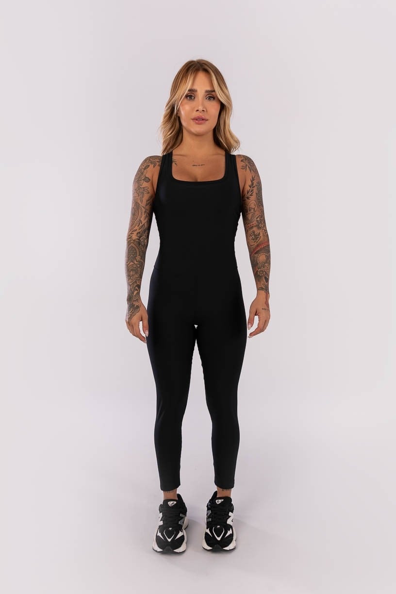 Macacão Com Alças Triplas Cruzadas (preto) | Ref: K3995-a