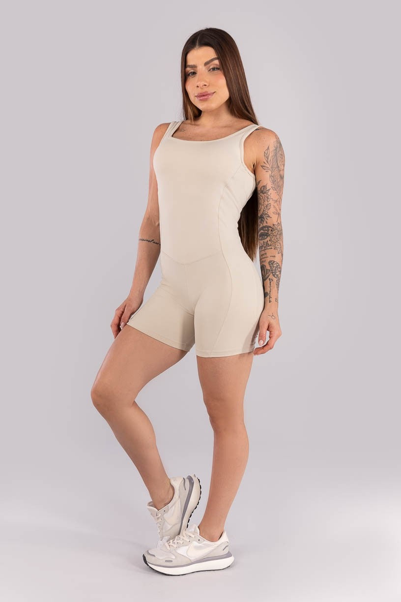 Macaquinho com Alças Largas e Costas Abertas (Bege) | Ref: K4469-C