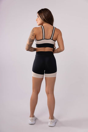 [CONJUNTO] - Top + Short com Recorte e Vivo (Preto / Off-White) | Ref: K3511-A