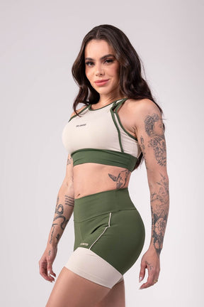 [CONJUNTO] - Top + Short com Recorte e Vivo (Verde Militar / Off-White) | Ref: K3511-C