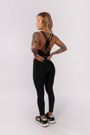 Macacão Com Alças Triplas Cruzadas (preto) | Ref: K3995-a