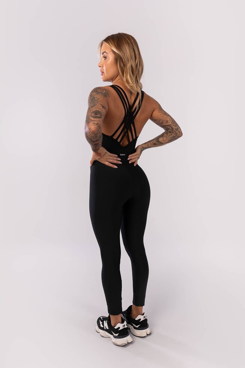 Macacão Com Alças Triplas Cruzadas (preto) | Ref: K3995-a