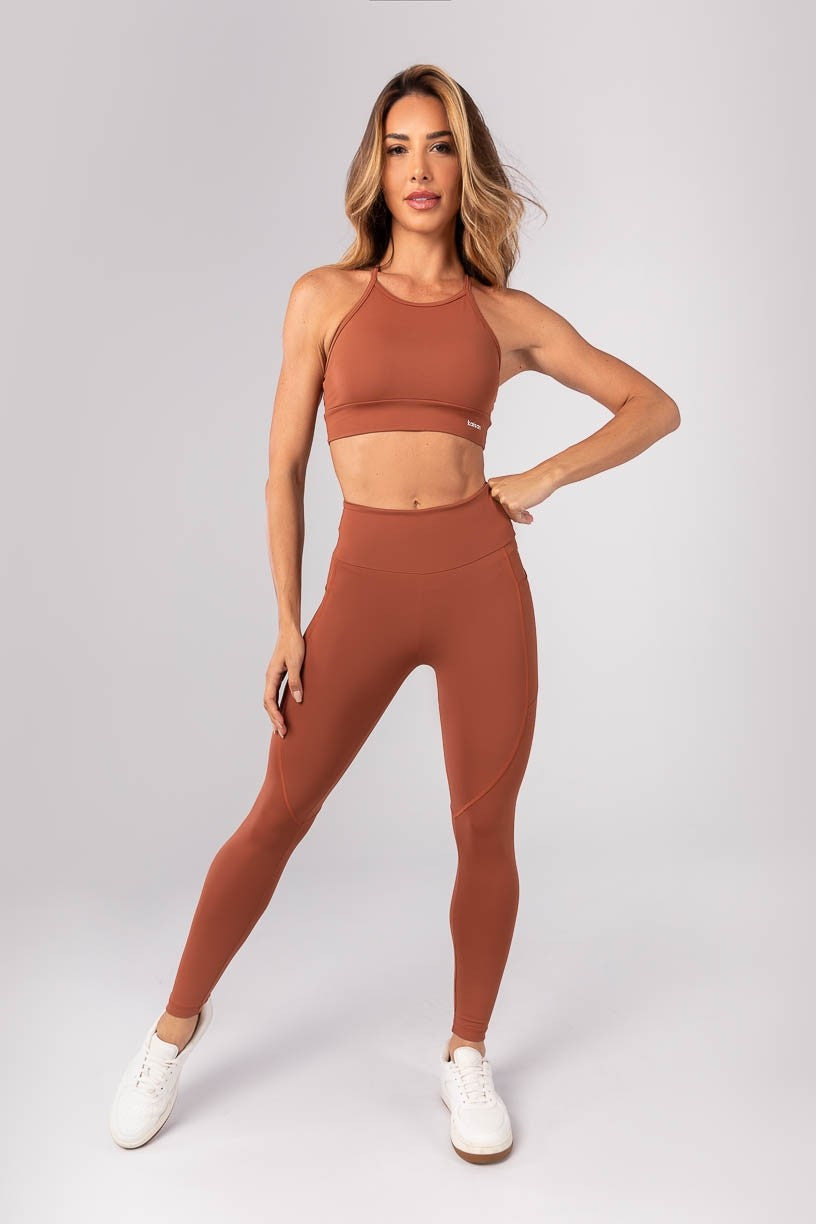 [CONJUNTO] - Top + Calça Legging com Bolsos e Cobertura (Marrom) | Ref: K4176-B