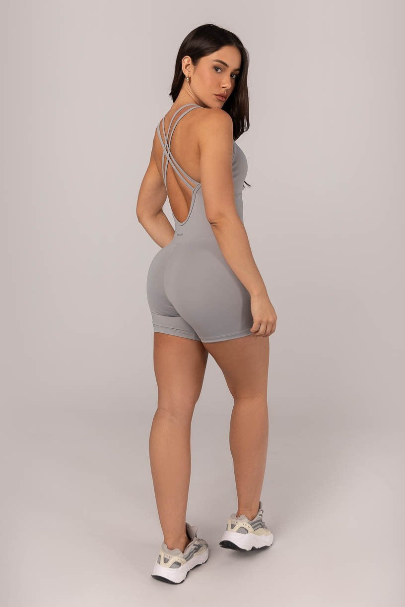 Macaquinho Franzido e Abertura Frontal (Cinza) | Ref: K4293-A