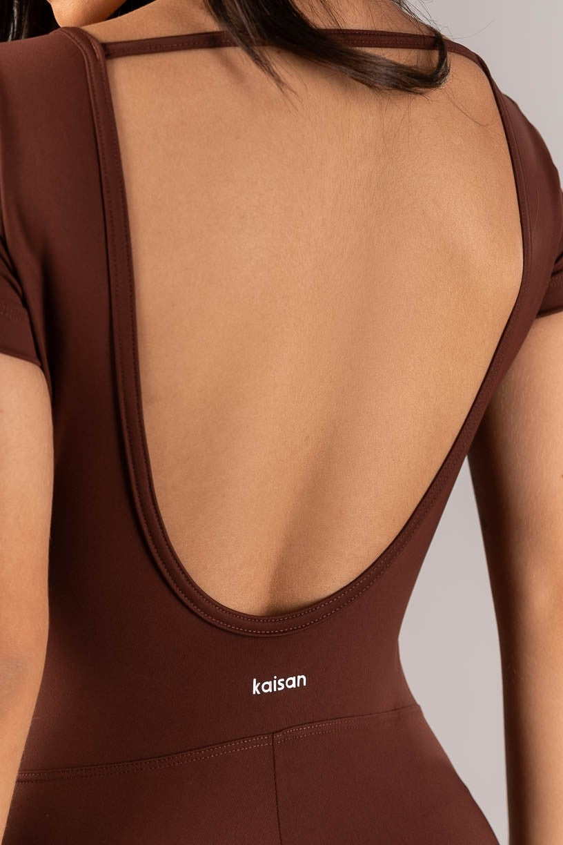 Macaquinho com Mangas Curtas (Marrom Escuro) | Ref: K4350-B