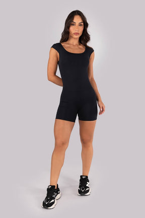 Macaquinho com Manga Japonesa e Tiras Cruzadas (Preto) | Ref: K4574-A