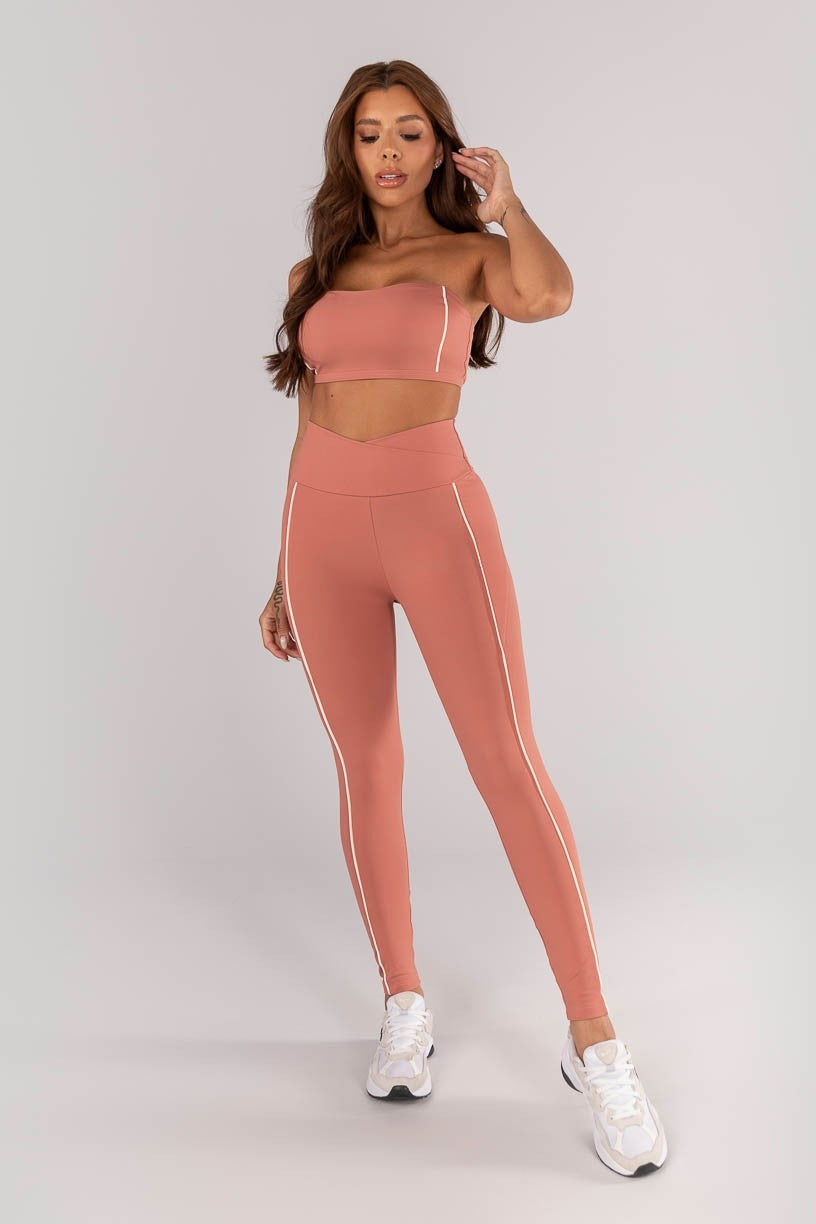 [CONJUNTO] - Top + Calça Legging Com Cós Transpassado e Bolsos Com Vivo (telha/vanilla) | Ref: K4618-b