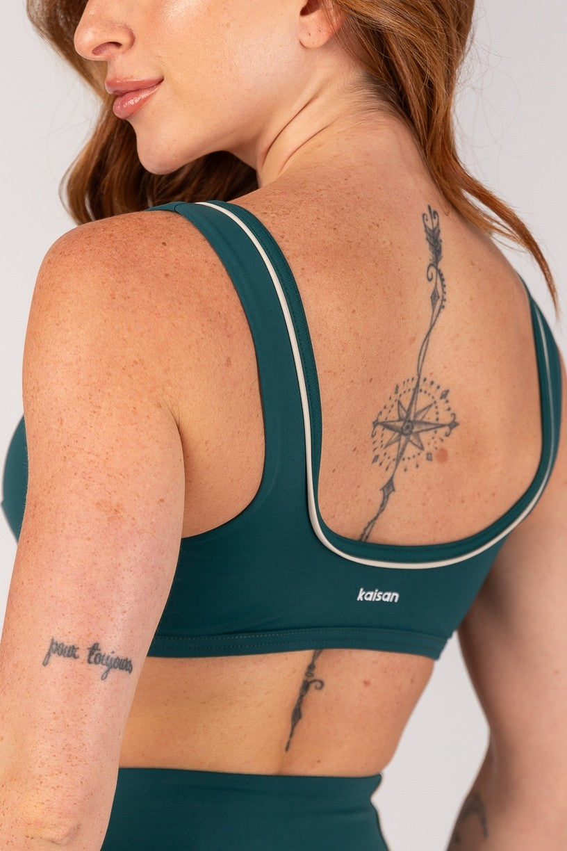 [CONJUNTO] Top + Calça Legging com Bolsos e Vivo (Imperial / Off-White) | Ref: K4647-B