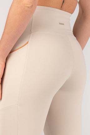 [CONJUNTO] Top + Calça Legging sem Cós Aparente e Bolsos (Off-White / Caramelo) | Ref: K4662-A