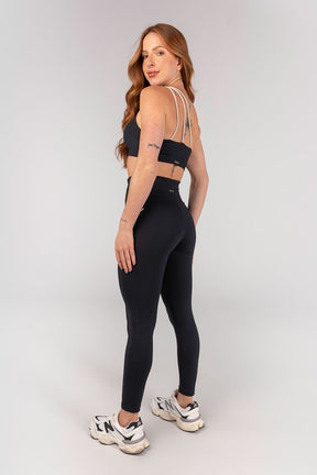 [CONJUNTO] Top + Calça Legging sem Cós Aparente e Bolsos (Preto / Off-White) | Ref: K4662-B