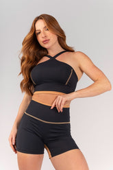[CONJUNTO] Top + Short com Vira e Recorte Entrepernas (Preto / Caramelo) | Ref: K4668-A