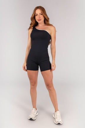 Macaquinho com Frente Assimétrica e Detalhe Platinado (Preto) | Ref: K4671-B