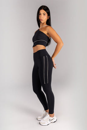 [CONJUNTO] Top + Calça Legging com Vivos na Lateral e Recorte (Preto / Champagne) | Ref: K4677-A