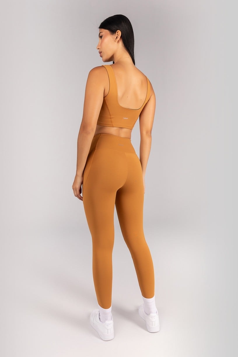 [CONJUNTO] Top + Calça Legging sem Gancho com Bolso e Cobertura (Amêndoa) | Ref: K4680-B