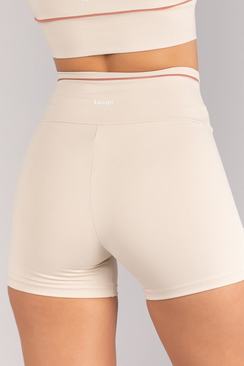 [CONJUNTO] Short + Top Halter com Vivo Contrastante nas Alças (Off-White / Telha) | Ref: K4685-A