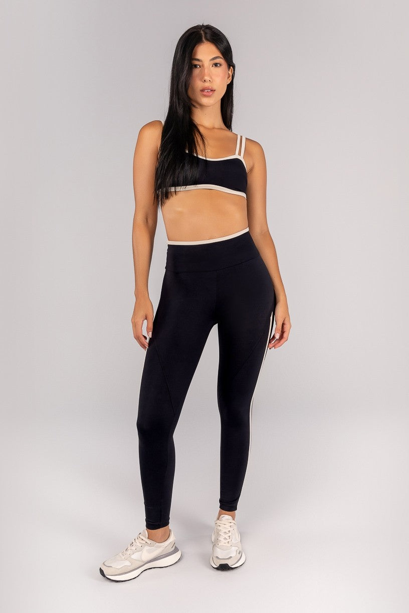 [CONJUNTO] Top + Calça Legging com Chapado e Vira (Preto / Off-White) | Ref: K4694-A