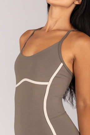 Macaquinho sem Gancho com Alças Cruzadas (Oliva / Off-White) | Ref: K4701-C