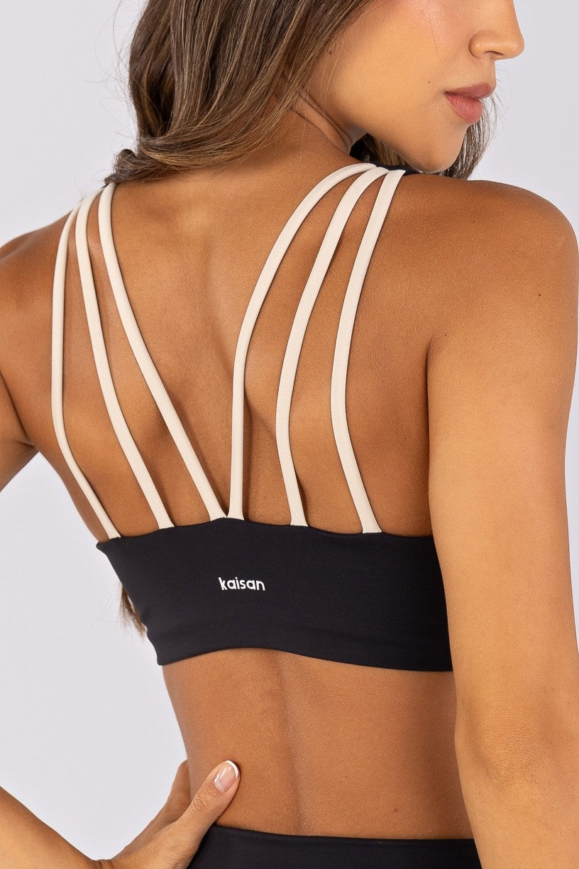 [CONJUNTO] Top + Calça Legging com Recortes e Vivos Duplos (Preto / Off-White) | Ref: K4785-A