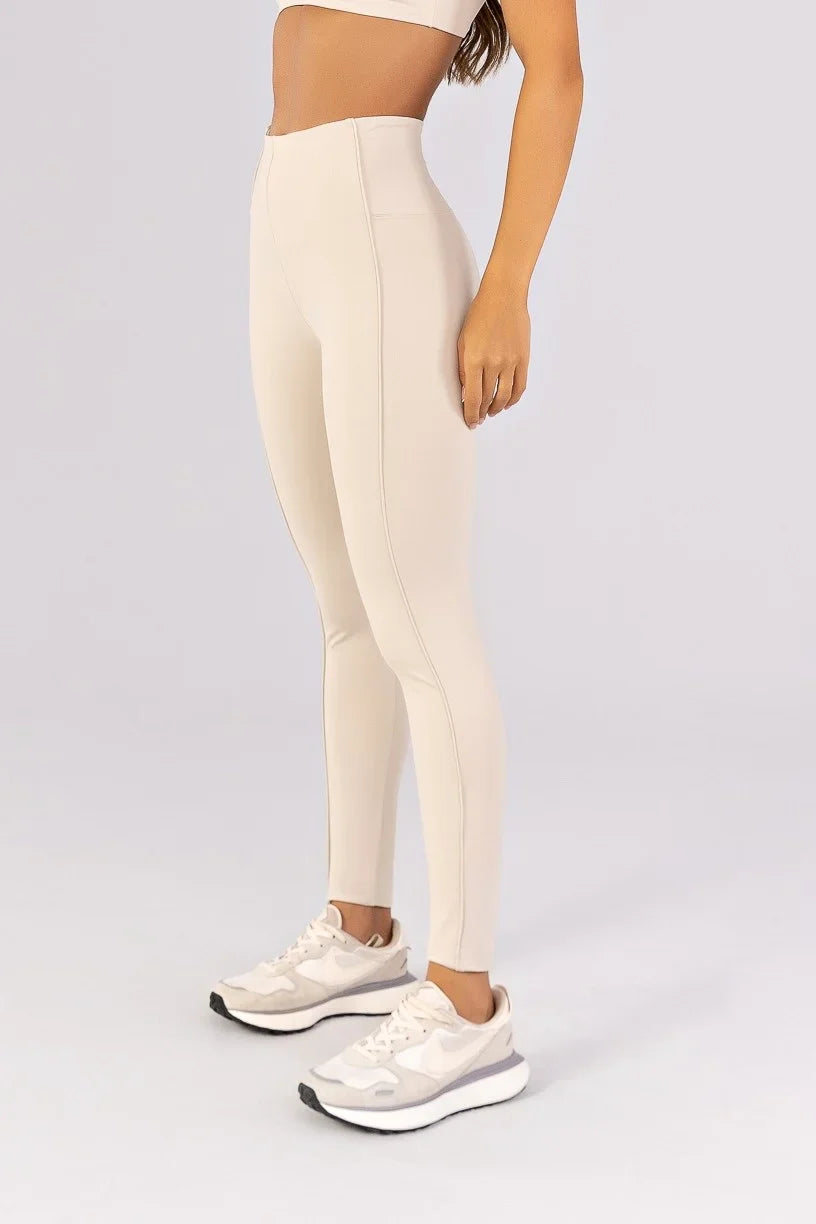 [CONJUNTO] Top + Calça Legging com Vivos sem Cós Aparente na Frente (Off-White) | Ref: K4800-B