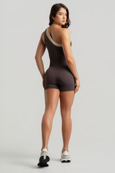 Macaquinho Assimétrico com Abertura no Ombro (Trufa / Champagne) | Ref: K4772-C