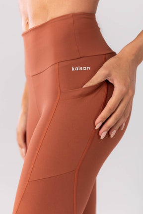 [CONJUNTO] - Top + Calça Legging com Bolsos e Cobertura (Marrom) | Ref: K4176-B